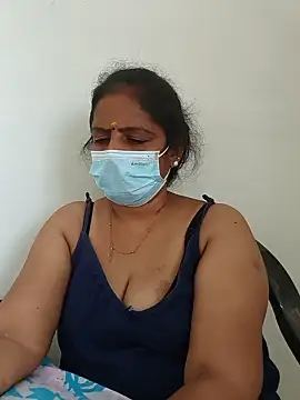 Snapshot of tamil_manjalmaami chatting on July 3, 2026, 4:52 am tamil manjalmaami online show from July 3, 2026, 4:52 am