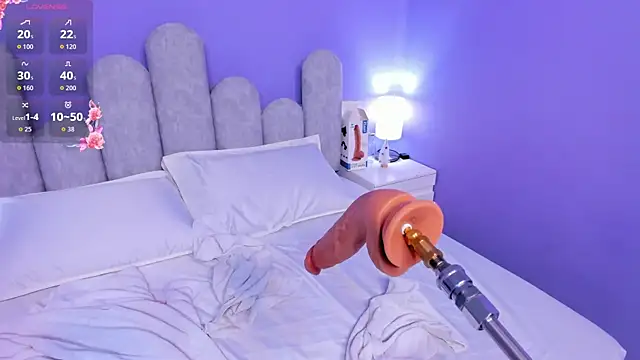 danna sucker online show from April 1, 2026, 12:39 pm