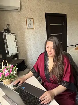 AgathaMyers online show from April 5, 2026, 9:38 am