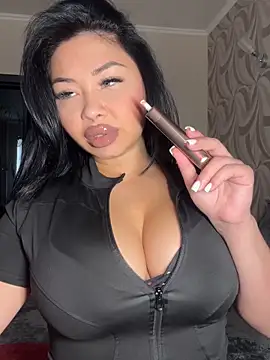 LaaadyDaaamn online show from April 4, 2026, 10:33 am