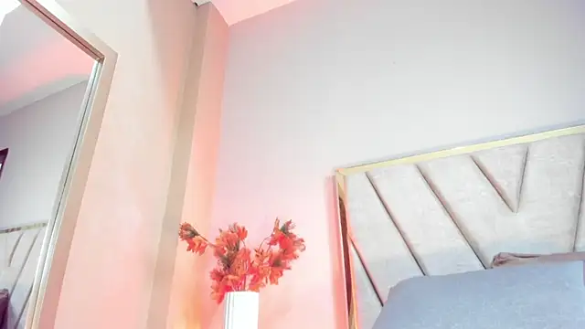 Snapshot of SamVegaa chatting on April 9, 2026, 6:19 am SamVegaa online show from April 9, 2026, 6:19 am