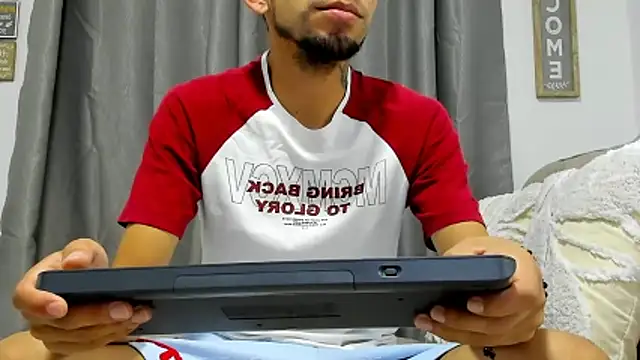 Steban silv online show from May 17, 2026, 11:54 am