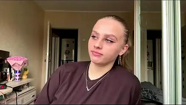 Elle GrEat online show from April 8, 2026, 7:10 am