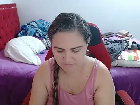 venecasexy45 online show from April 3, 2026, 11:05 am