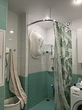 Snapshot of charmingggirl chatting on April 9, 2026, 8:09 am charmingggirl online show from April 9, 2026, 8:09 am