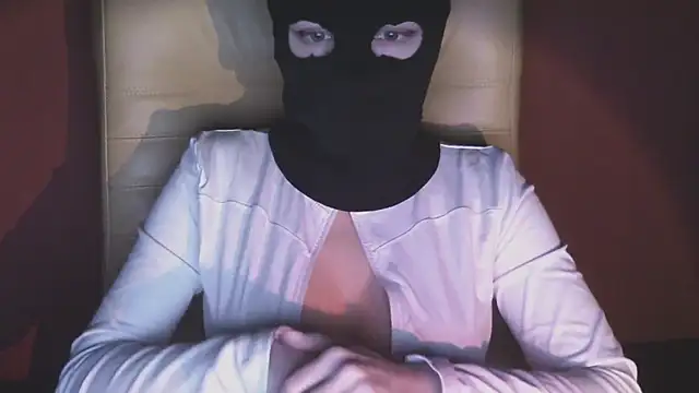 Snapshot of meow_miss chatting on April 9, 2026, 7:42 pm meow miss online show from April 9, 2026, 7:42 pm