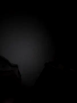 emiliecurvy83 online show from April 16, 2026, 8:53 pm