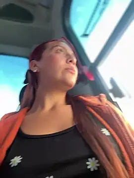 Queen Scatlett online show from April 14, 2026, 12:54 pm