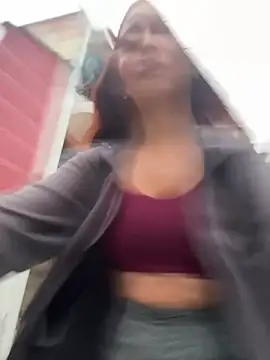 Queen Scatlett online show from April 16, 2026, 11:44 am