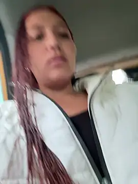 Queen Scatlett online show from March 18, 2026, 5:58 pm