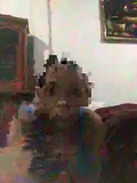 QueenVixenn online show from March 26, 2026, 4:44 am