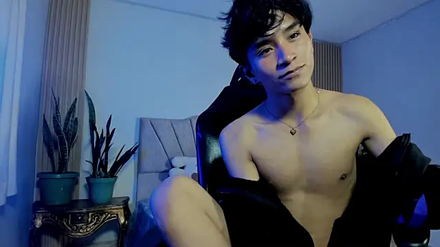 cococumps online show from April 1, 2026, 12:39 pm