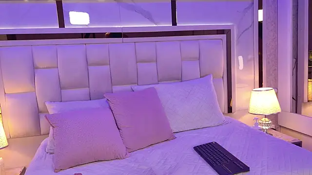 Snapshot of valeria_sm chatting on April 10, 2026, 11:56 pm valeria sm online show from April 10, 2026, 11:56 pm