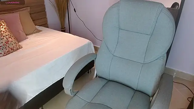 Brithney rose online show from March 25, 2026, 12:48 pm