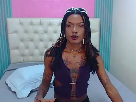 Snapshot of Fire_darknees chatting on April 2, 2026, 7:42 pm Fire darknees online show from April 2, 2026, 7:42 pm