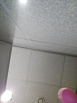 OssiBigCum online show from March 27, 2026, 11:16 pm