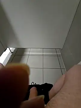 OssiBigCum online show from March 29, 2026, 10:33 pm