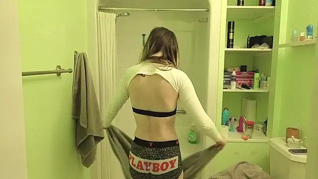 Snapshot of Prepare2Twerk chatting on May 4, 2026, 8:11 pm Prepare2Twerk online show from May 4, 2026, 8:11 pm