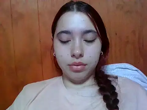 Annisof000 online show from March 23, 2026, 10:15 am