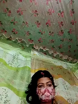 Snapshot of sexymoon2233 chatting on April 5, 2026, 6:14 pm sexymoon2233 online show from April 5, 2026, 6:14 pm