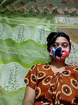 Snapshot of sexymoon2233 chatting on April 10, 2026, 1:18 pm sexymoon2233 online show from April 10, 2026, 1:18 pm