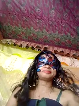 Snapshot of sexymoon2233 chatting on April 2, 2026, 5:36 am sexymoon2233 online show from April 2, 2026, 5:36 am