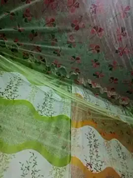 Snapshot of sexymoon2233 chatting on April 10, 2026, 12:50 am sexymoon2233 online show from April 10, 2026, 12:50 am