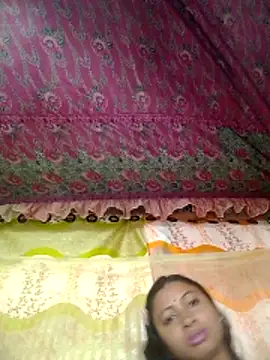 Snapshot of sexymoon2233 chatting on March 23, 2026, 7:08 am sexymoon2233 online show from March 23, 2026, 7:08 am