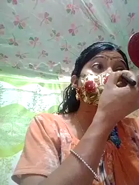 Snapshot of sexymoon2233 chatting on March 28, 2026, 2:29 pm sexymoon2233 online show from March 28, 2026, 2:29 pm