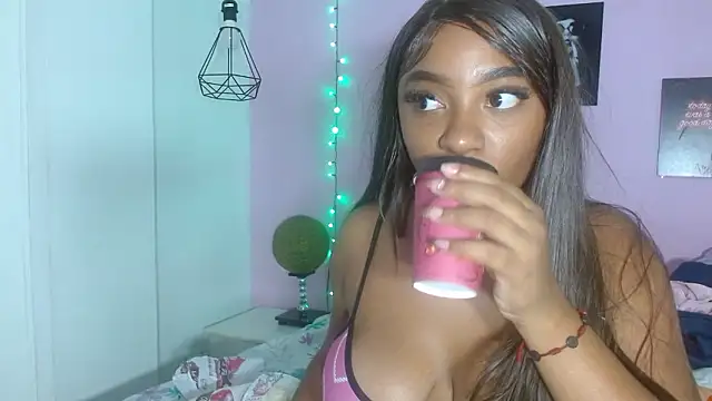 aisha laurent online show from March 27, 2026, 12:39 pm