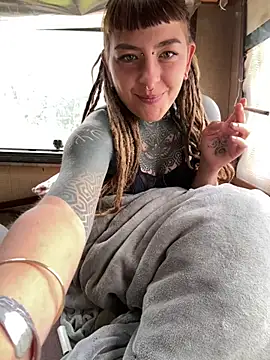 HornyHippy1 online show from March 31, 2026, 8:05 am