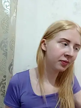 Snapshot of ninaxbabyy chatting on April 15, 2026, 7:40 pm ninaxbabyy online show from April 15, 2026, 7:40 pm