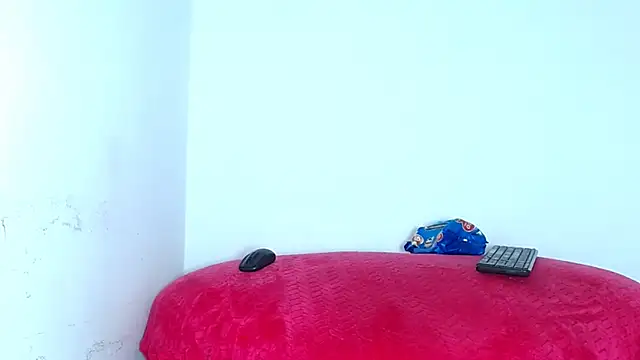 Snapshot of ambar69noir chatting on April 15, 2026, 11:49 pm ambar69noir online show from April 15, 2026, 11:49 pm