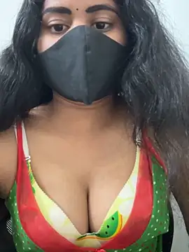 sexy-riyaa43 online show from April 5, 2026, 4:13 pm