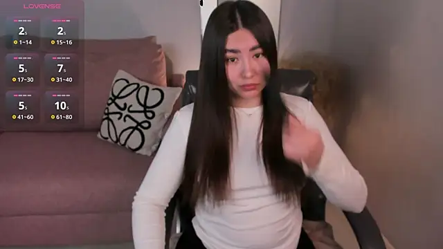 Snapshot of IceIcebabe_ chatting on April 3, 2026, 1:01 am IceIcebabe online show from April 3, 2026, 1:01 am