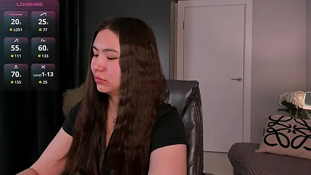 Snapshot of IceIcebabe_ chatting on March 26, 2026, 1:04 am IceIcebabe online show from March 26, 2026, 1:04 am