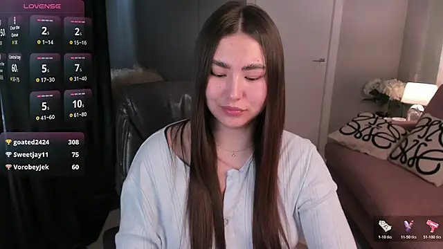 Snapshot of IceIcebabe_ chatting on April 11, 2026, 7:45 am IceIcebabe online show from April 11, 2026, 7:45 am