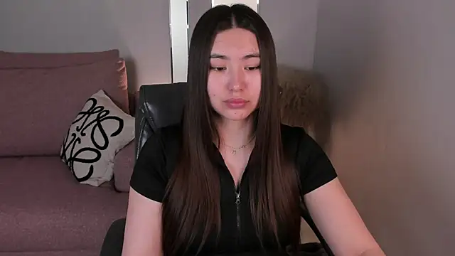 Snapshot of IceIcebabe_ chatting on March 29, 2026, 1:07 am IceIcebabe online show from March 29, 2026, 1:07 am