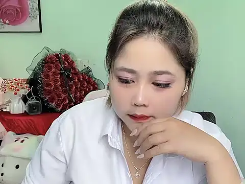 Nhanlu009 online show from April 5, 2026, 9:49 am