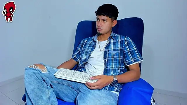 Thiago snoop online show from April 12, 2026, 2:15 am