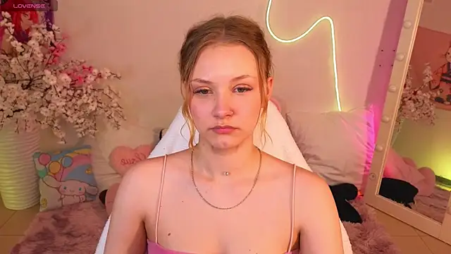 Snapshot of StaceyyJones chatting on May 26, 2026, 10:13 am StaceyyJones online show from May 26, 2026, 10:13 am
