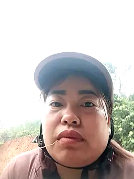 Snapshot of -Tiduta- chatting on April 9, 2026, 11:22 pm -Tiduta- online show from April 9, 2026, 11:22 pm