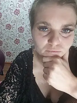 -MilfAnn- online show from April 9, 2026, 4:35 pm