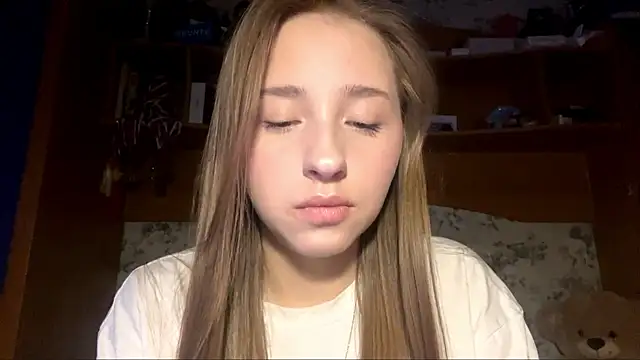 Vickyfaith online show from April 3, 2026, 10:05 pm