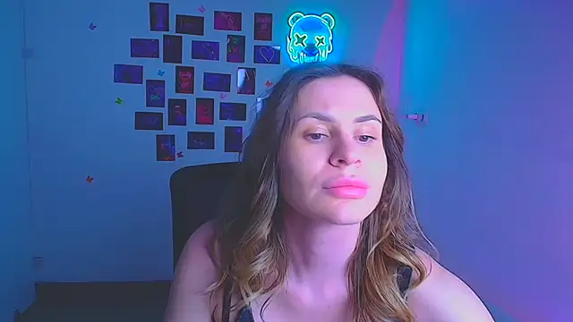 Kira raaaa online show from March 25, 2026, 12:15 pm