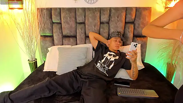 buda cataleya online show from April 14, 2026, 11:37 am