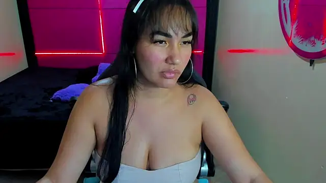 SammyEvanns  online show from May 9, 2026, 1:09 am