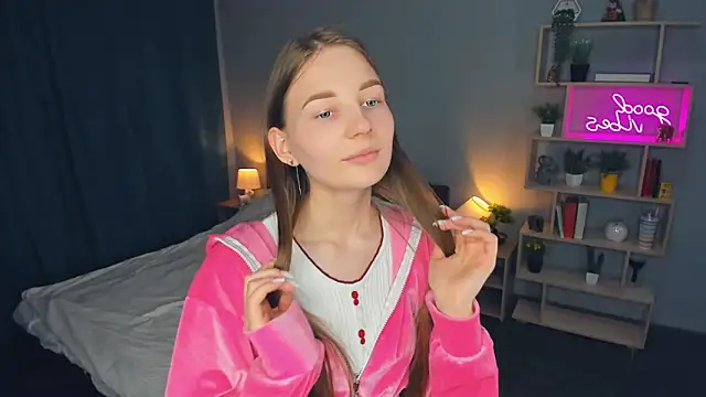 AndriaWhitford online show from March 24, 2026, 7:58 pm