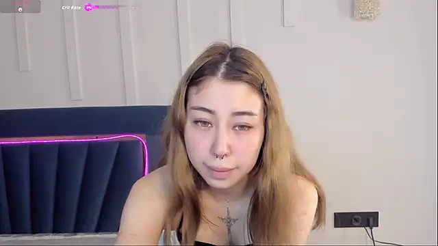 Snapshot of gigi_meii chatting on May 8, 2026, 2:21 pm gigi meii online show from May 8, 2026, 2:21 pm