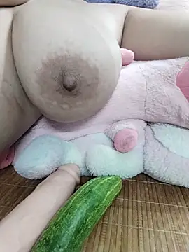 Bigboobs909 online show from May 28, 2026, 2:19 am